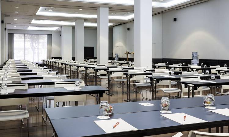 Salle Hemiciclo Hotel ILUNION Suites Madrid Madrid Salle Hemiciclo Hotel ILUNION Suites Madrid Madrid