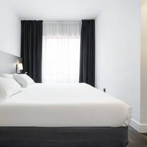 Chambre pour 3 personnes Hotel ILUNION Suites Madrid