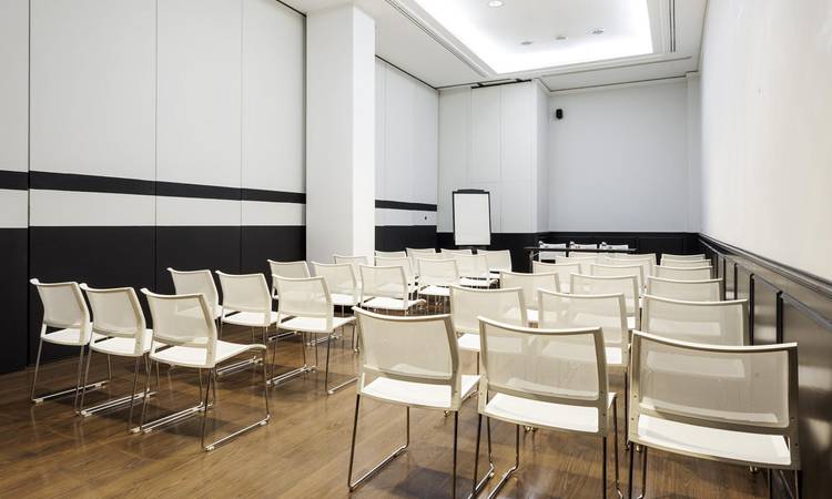 Salle Aula Hotel ILUNION Suites Madrid Madrid Salle Aula Hotel ILUNION Suites Madrid Madrid